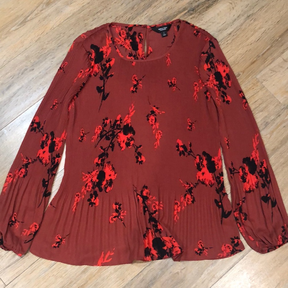 Simply Vera Wang Top